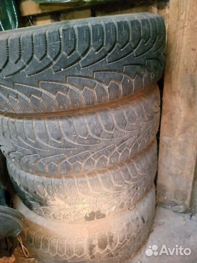 Nordman RS2 205/70 R15