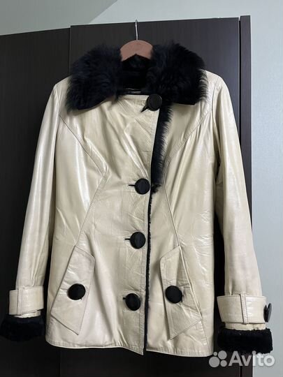 Продаю дубленки женская