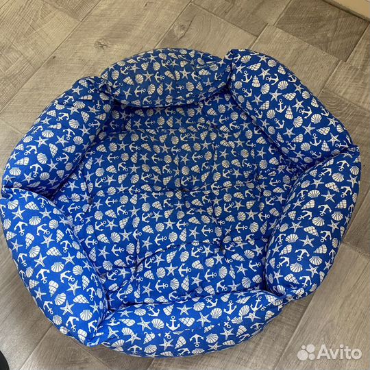 Лежанка для кошек