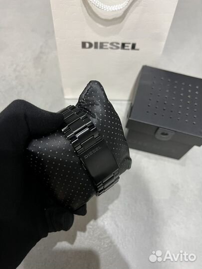 Часы diesel