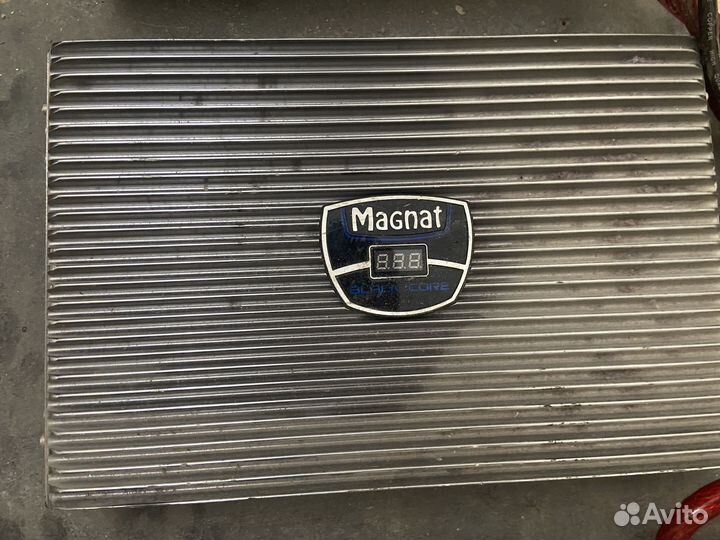 Автомобильный усилитель моноблок
