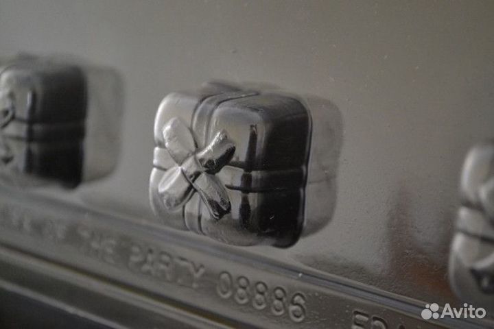 Форма для шоколадных конфет Подарочная коробка