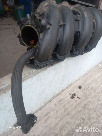 Впускной коллектор 1,6 ep6 peugeot citroen