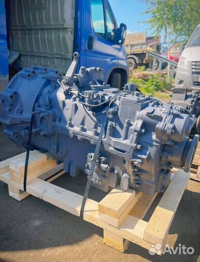 Мзкт Коробка передач 202