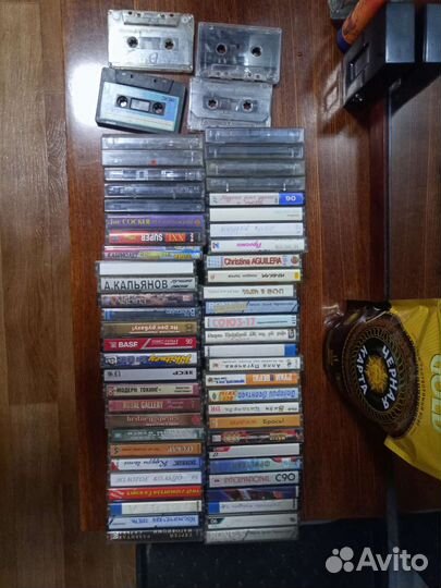 Аудиокассеты с записями