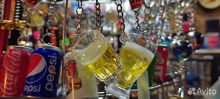 Брелок новый описание внизу разные