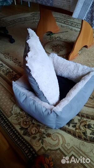 Лежанка для собак и кошек