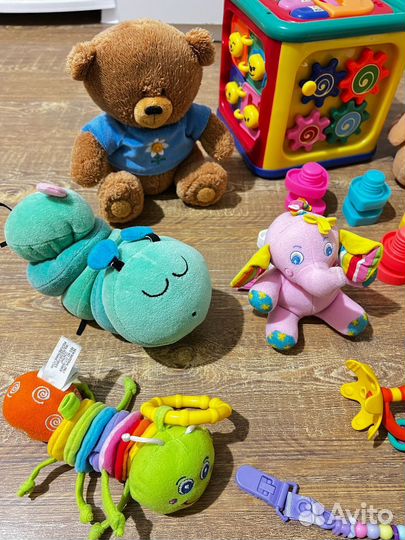 Игрушки для малышей пакетом