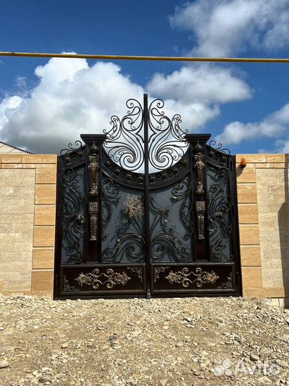 Кованые ворота в Ахтах от производителя