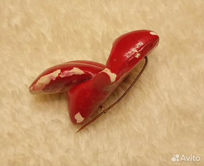 Брошь-значок СССР винтаж