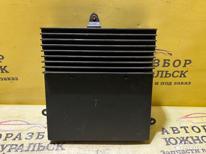 Услитель акустической системы BMW 5 e39