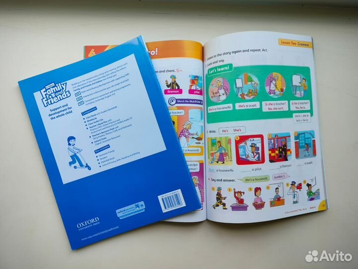Учебник Family and Friends 1 (+тетрадь, 2 диска)