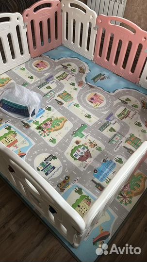 Детский пластиковый манеж