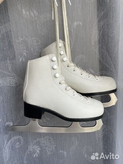 Коньки фигурные