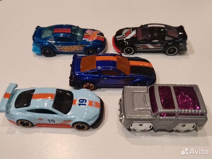 Hot Wheels Ford Mustang Ford Bronco