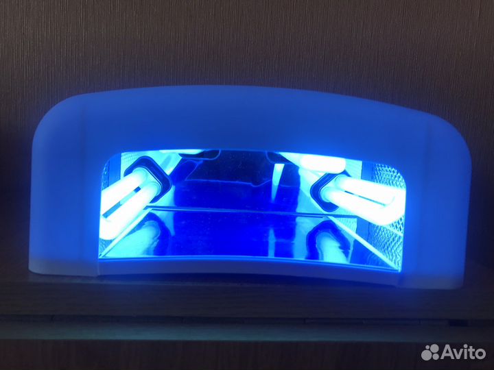 Новая уф лампа доя ногтей