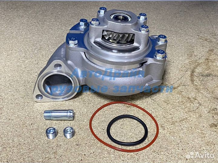 Помпа Isuzu Giga 1994-2015 г.в. 6WF1 6WG1