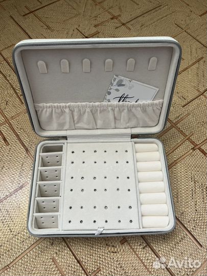 Шкатулка для украшений