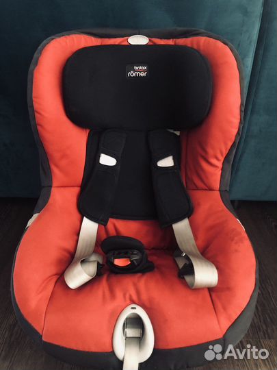 Продам автокресло Romer