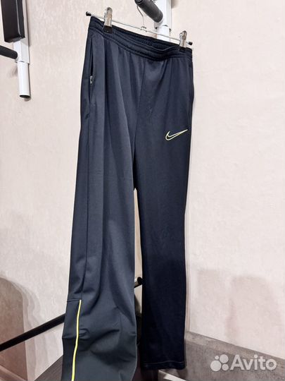 Спортивный костюм Nike