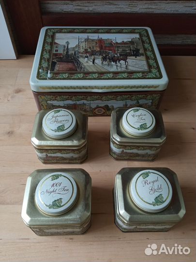 Шкатулка и 4 баночки чайницы