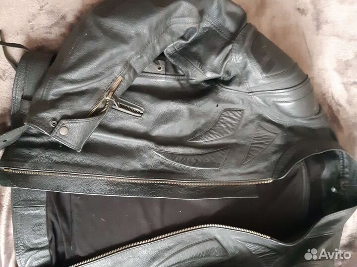 Мотокуртка с защитой