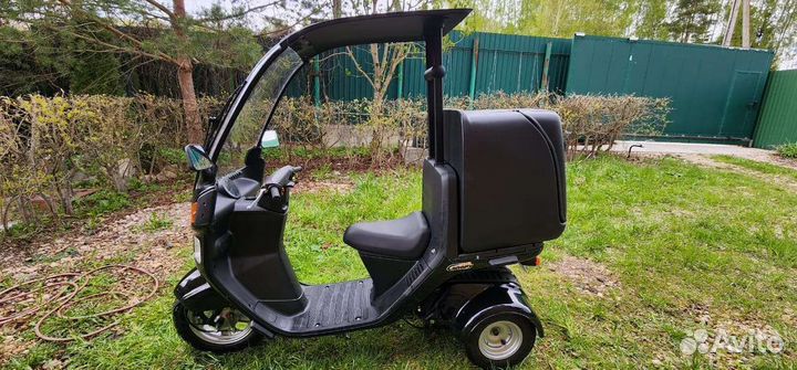 Скутер Honda Gyro Canopy PGM-FI