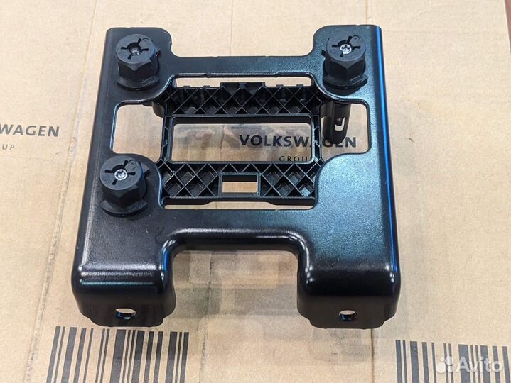 Кронштейн крепления радарного датчика новый