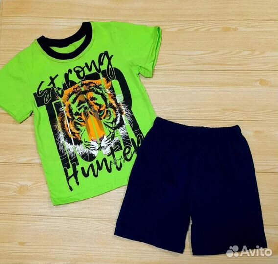 Костюм для мальчика новый