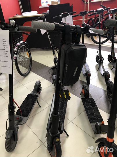 Сумка бокс на руль электросамоката