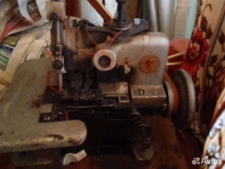 Оверлок для швейной машины