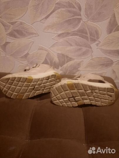 Сандалии для девочки 24 размер