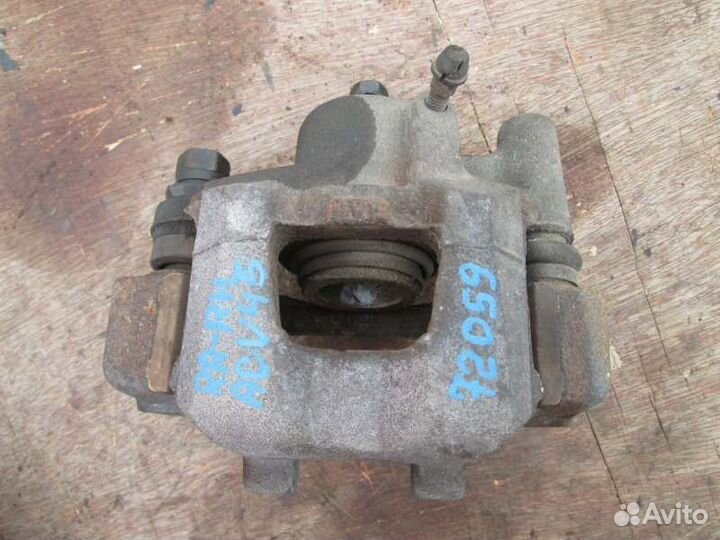 Суппорт задний правый Toyota Camry ACV45 2AZ-FE