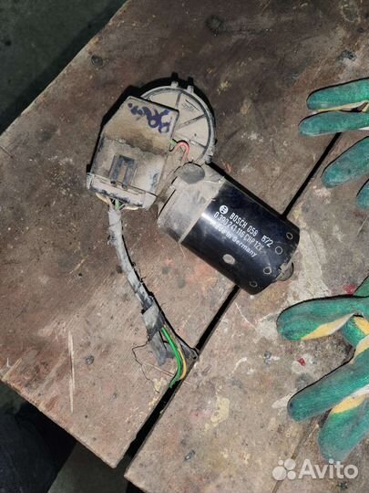 Моторчик дворников на опель вектра 96г