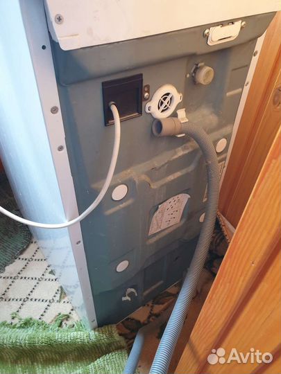 Стиральная машина с вертикальной загрузкой