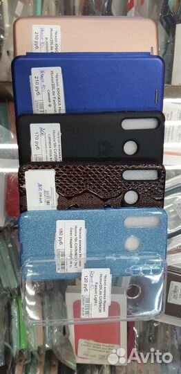 Чехлы на Honor 10i