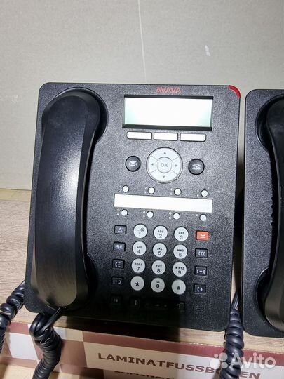 Avaya 1608-I BLK-IP-телефон с бп