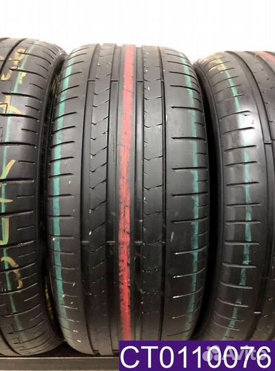 Pirelli P Zero PZ4 235/35 R19 91Y