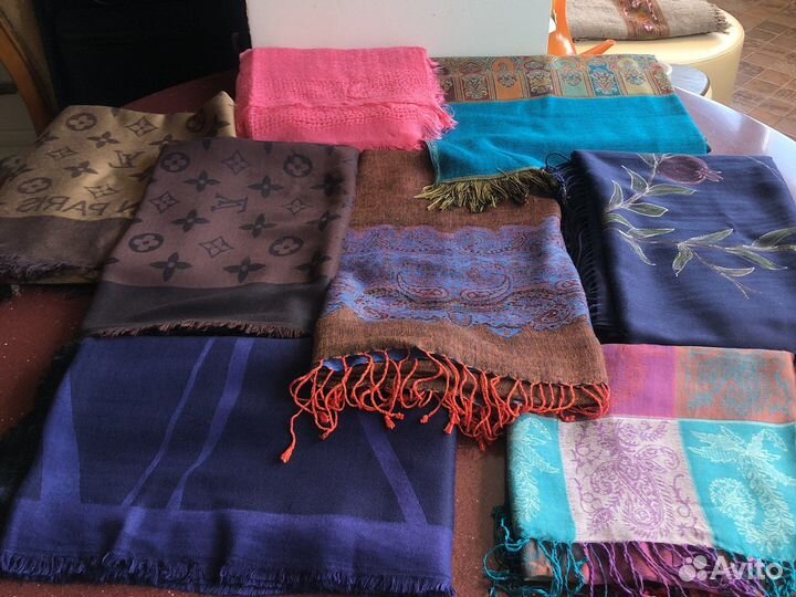 Платки шарфы и палантины