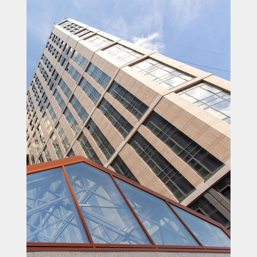 3-к. квартира, 104 м², 17/23 эт.