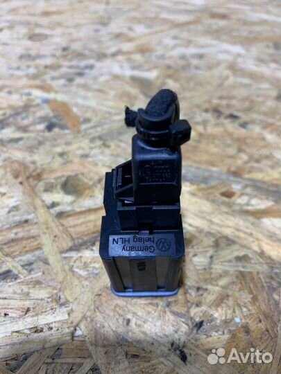 Регулятор яркости Volkswagen Tiguan 2007-2011