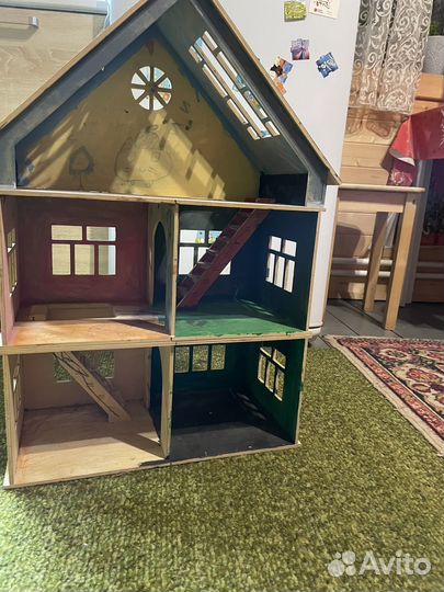 Домик кукольный