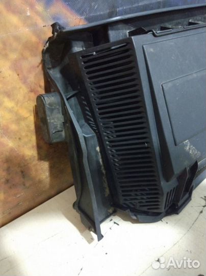 Корпус салонного фильтра левый Bmw 525I E39 M52TU