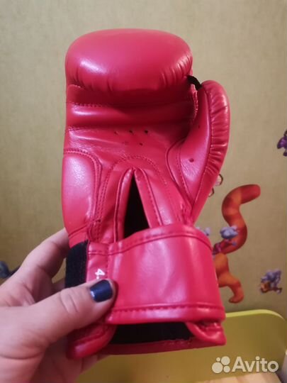 Боксерские перчатки детские 4 oz и лапы demix
