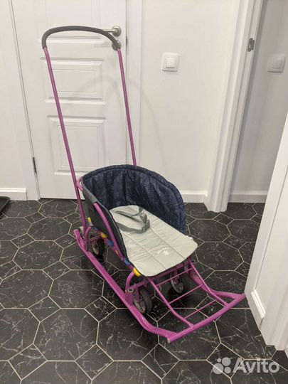 Детские санки на колёсах