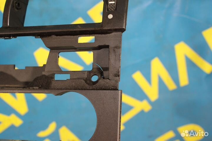 Рамка магнитолы Ford Mondeo 3