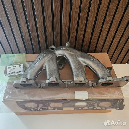 12642279 выпускной коллектор Chevrolet