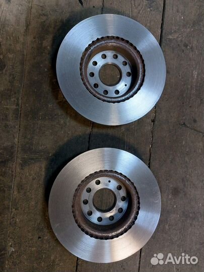 Передние Тормозные диски Volkswagen Passat B6