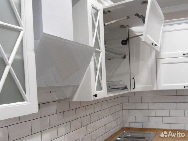 Кухонный гарнитур угловой на заказ