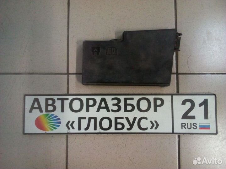 Крышка блока предохранителей Ford Kuga 2 Focus 2